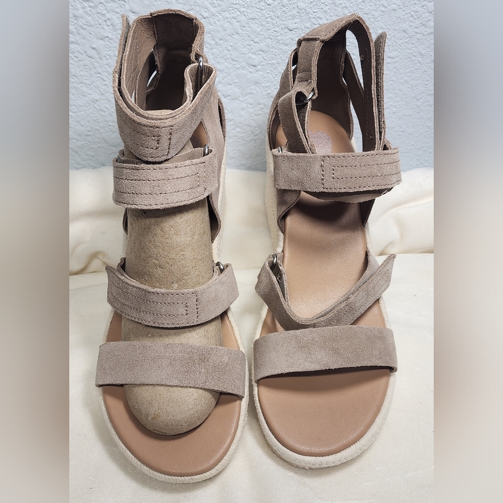 Sorel Cameron Women's Taupe Sandals Size 10